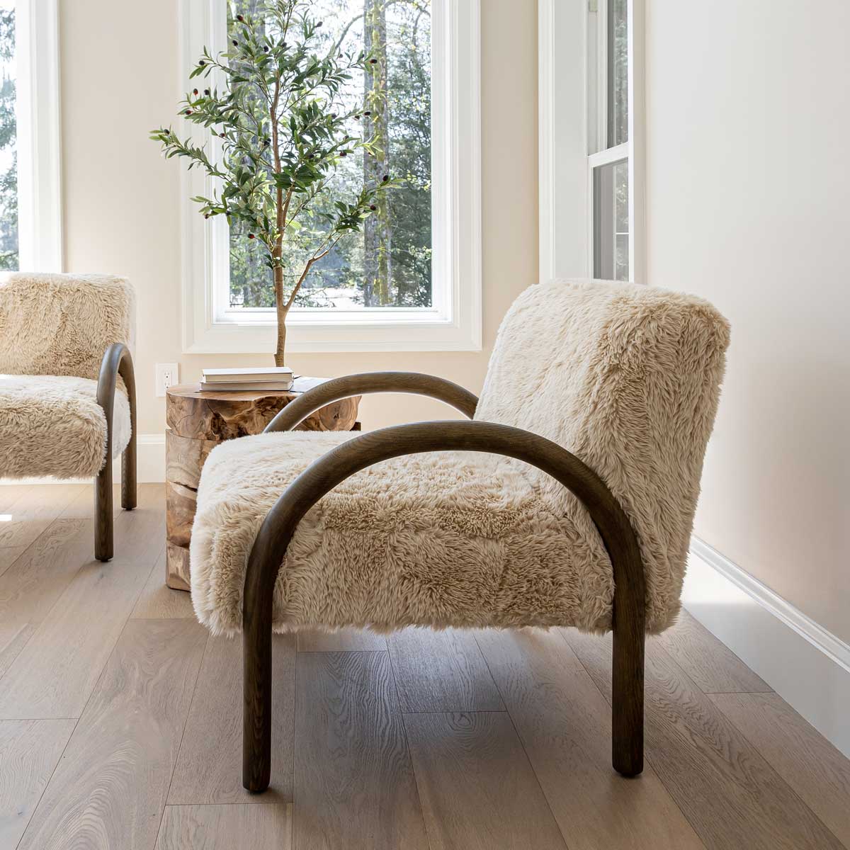 Coco Faux Fur Chair - Image 3