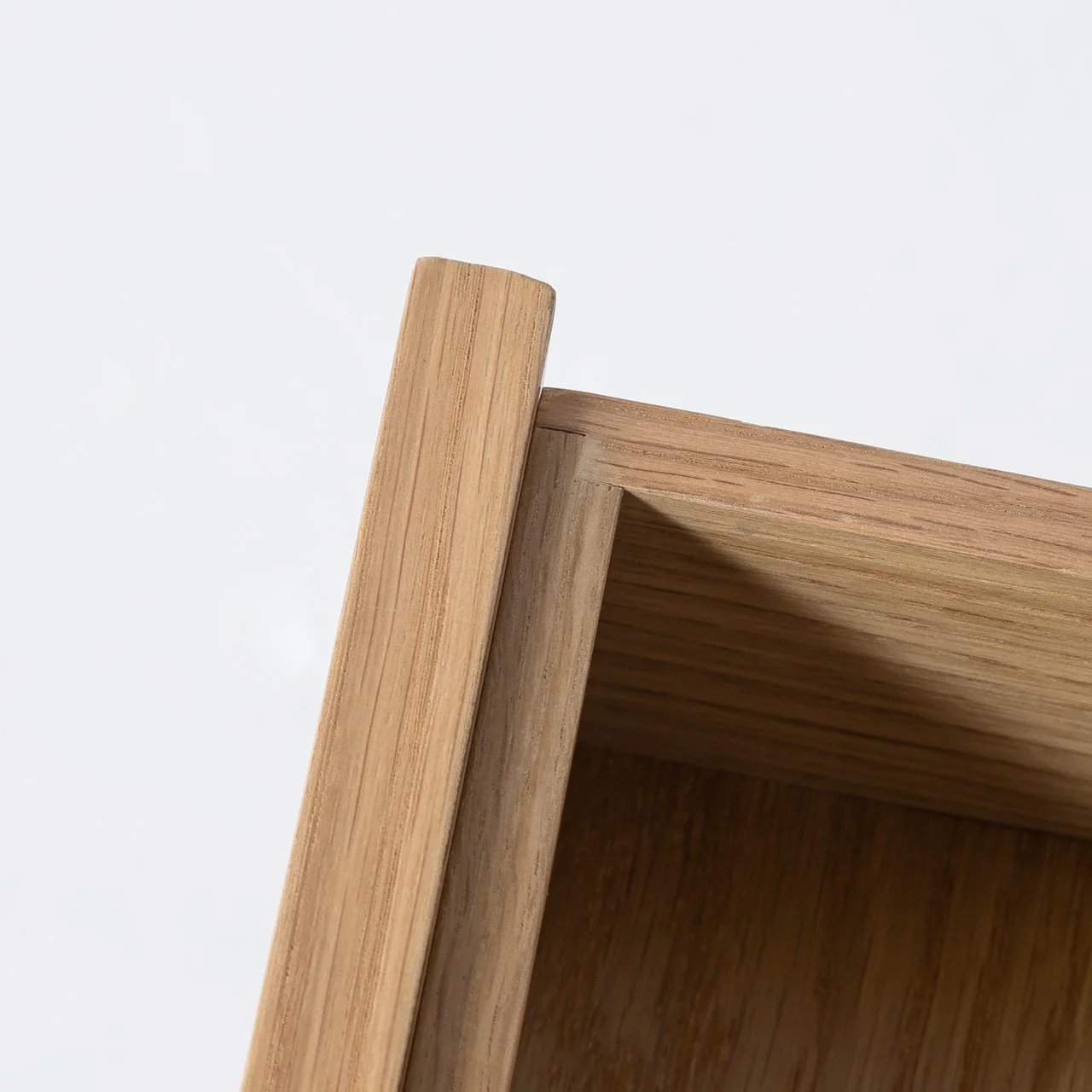 Sutton Oak Nightstand - Image 9
