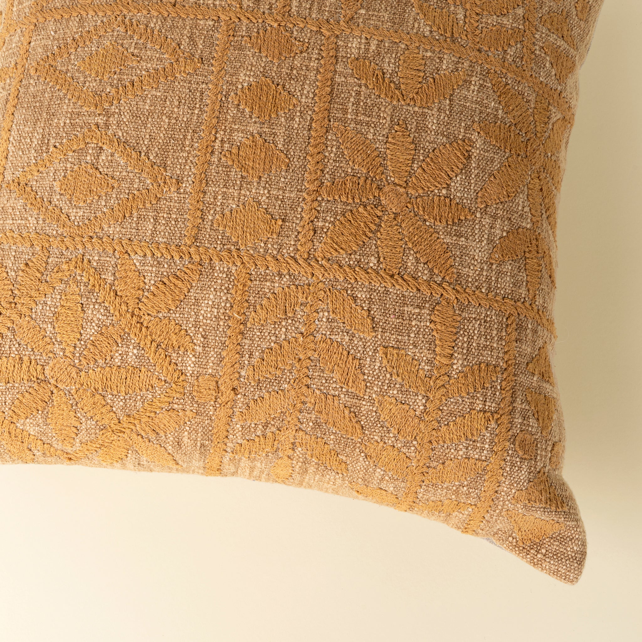 Mosaic Slub Pillow 20"x20" - Image 3